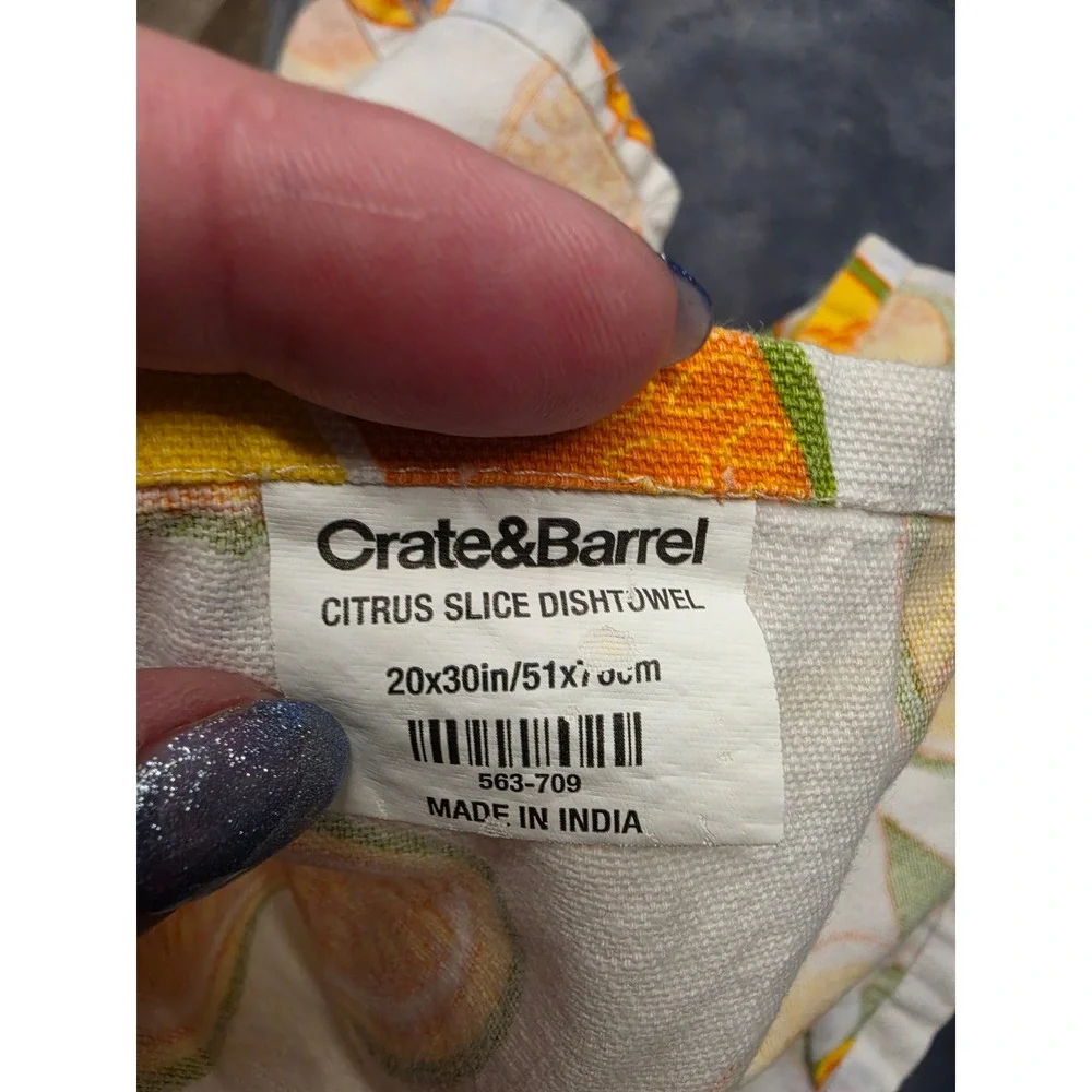 Crate & Barrel Citrus Slice Dish Towel Orange Yellow Fruit Print Cotton 20x30